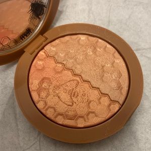 Melt Cosmetics Digital Dust Duo Blush - Buzz Kill
